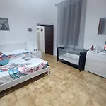 شقة A Casa Di Irene